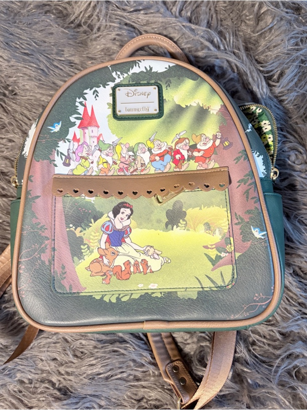 Disney Snow White & The Seven Dwarfs limited edition Loungefly